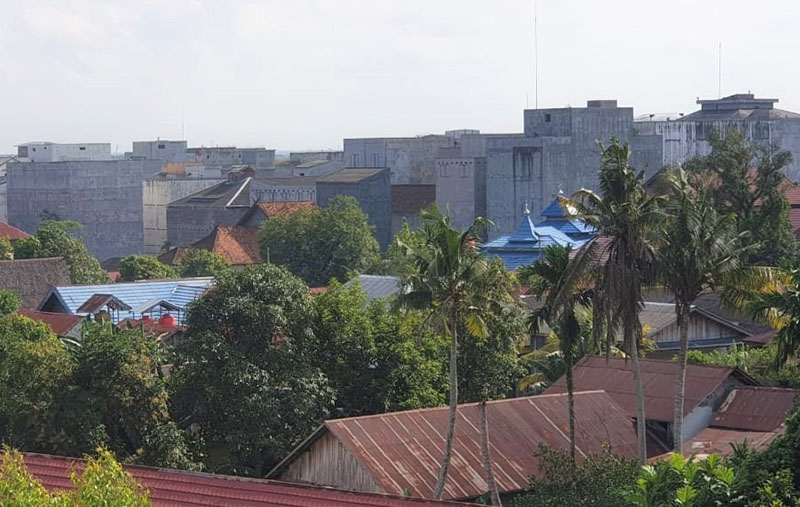 Nhà yến mới tăng tốc độ chóng mặt